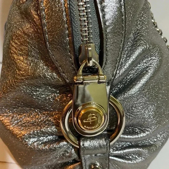B. Markowsky silver metallic leather satchel handbag - Picture 4 of 11
